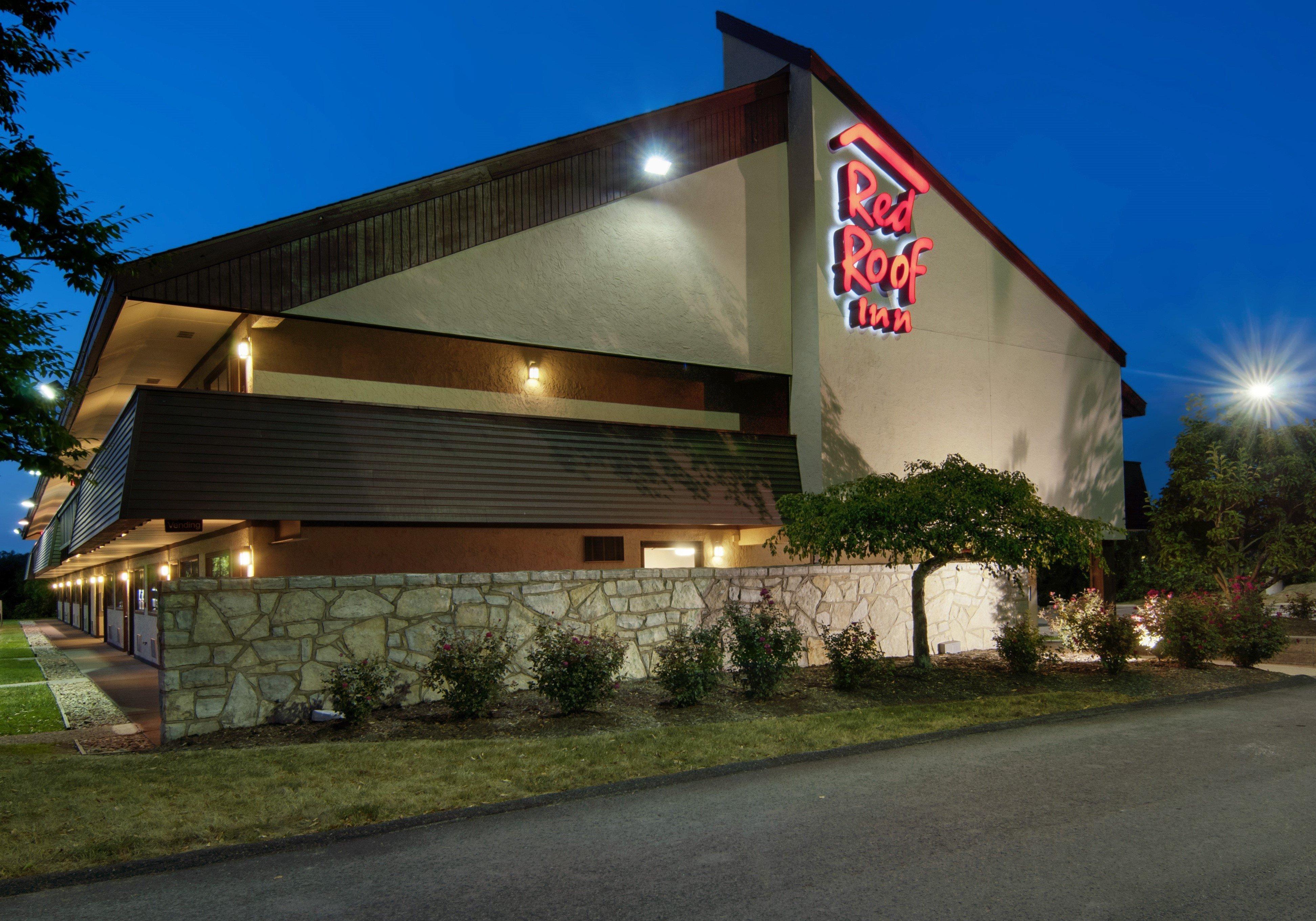Red Roof Inn Fairmont Esterno foto